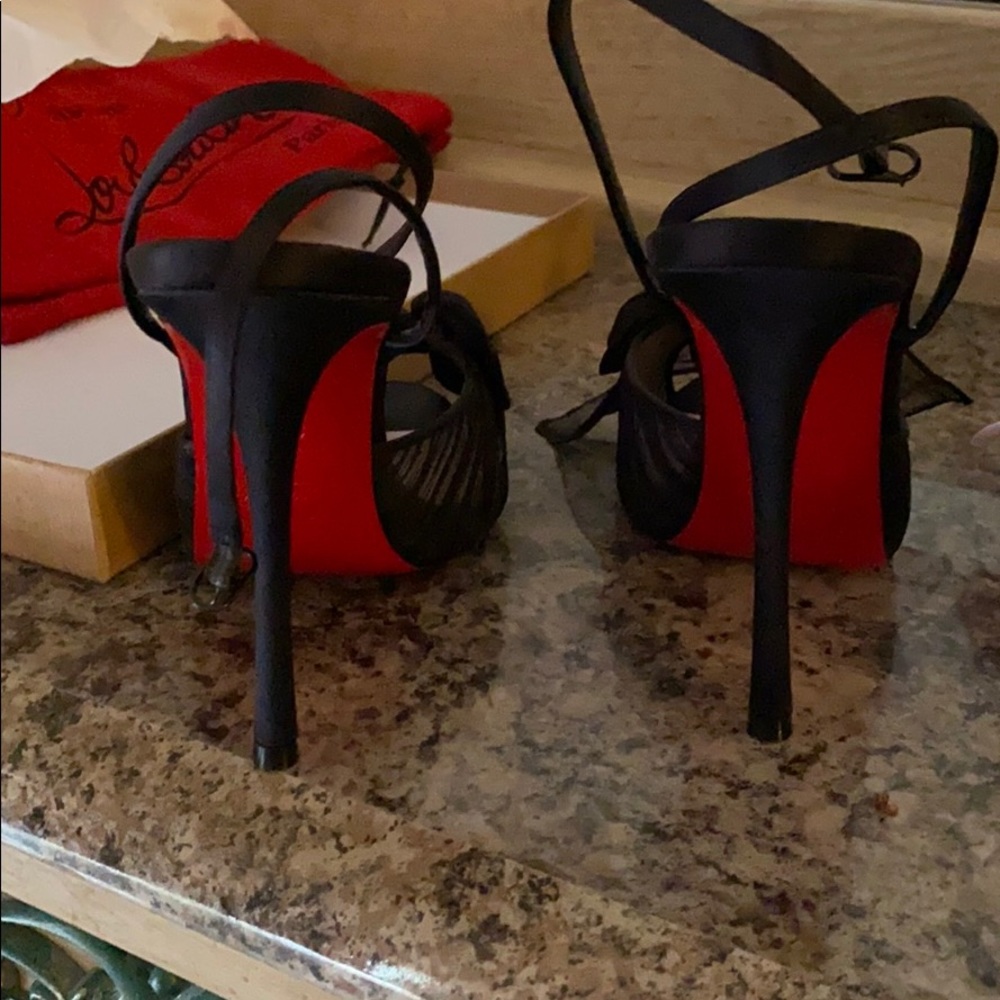Christian Louboutin NIB Artsy diva
